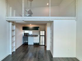 4405 W Point Loma Blvd