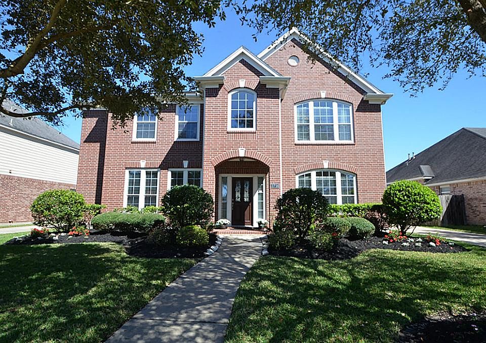 1st image of 3714 Worthington Lake Dr