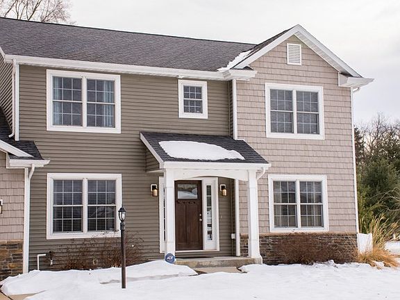 3rd image of 54010 Stonewood Dr