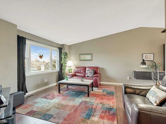 4th image of 2443 Hydram Ave N