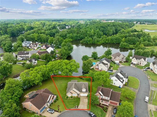 102 Snire Arch, Suffolk, VA 23434