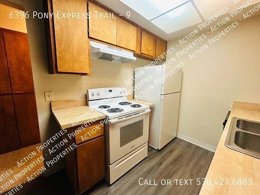 Upstairs 1 Bedroom in Pollock Pines — Photo 3