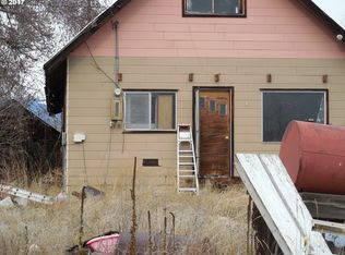 45601 Cherry Ln, Halfway, OR 97834