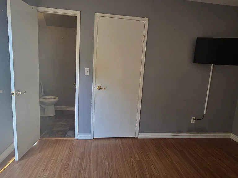 7826 Camino Tranquilo — Photo 5