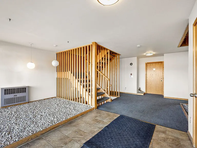 1143 W Carriage Dr #11 — Photo 12