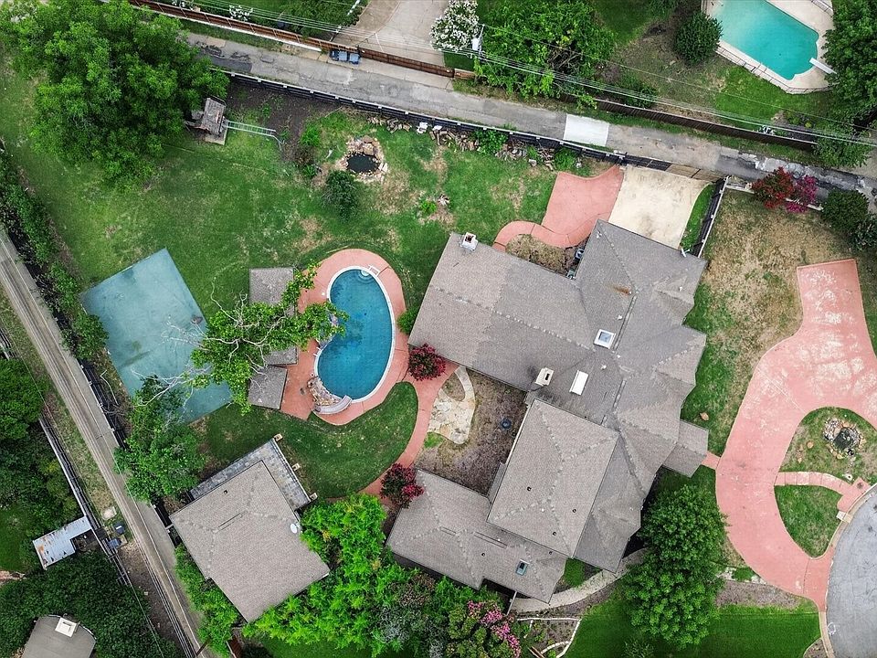 1st image of 14126 Brookridge Cir
