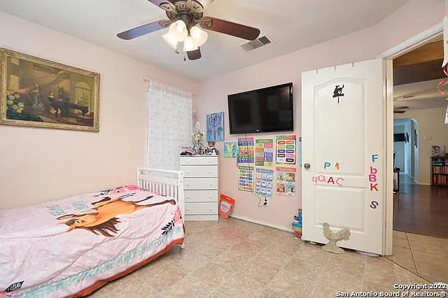 1427 Range Fld — Photo 5