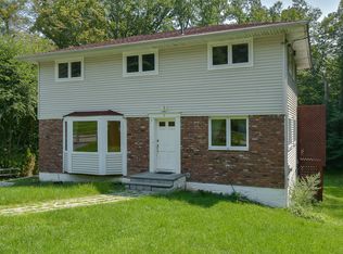 3 Skerratt Ln, Ossining, NY 10562