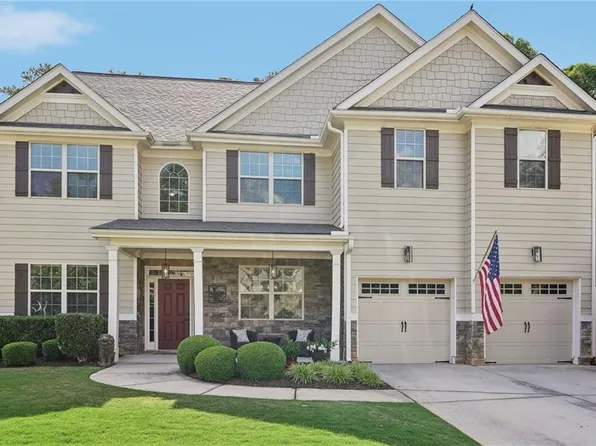 9040 Yellow Pine Ct, Gainesville, GA 30506