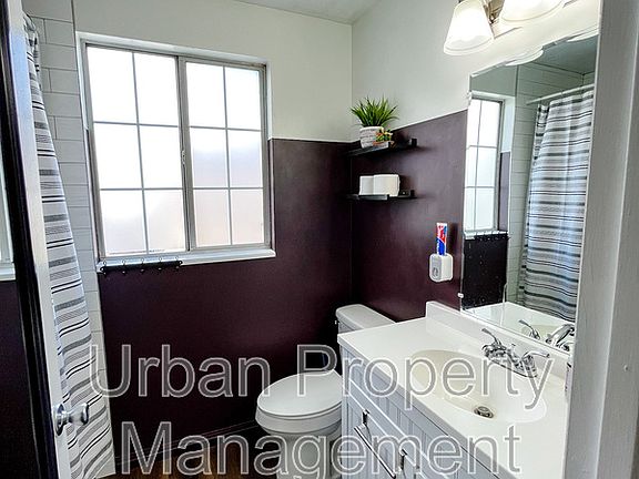 4th image of 734 W 2220th St N