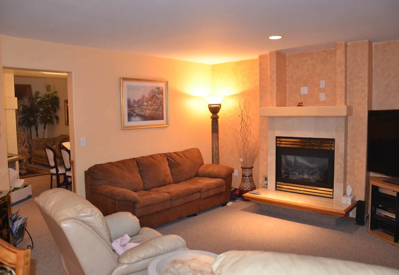 5 bed, 2300 sqft, $4,000 — Photo 2