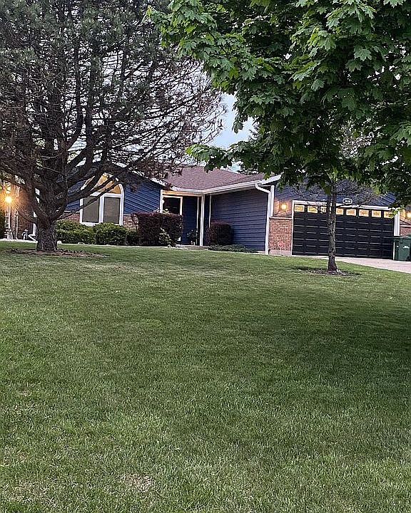 2nd image of 3434 Grandmore Ave