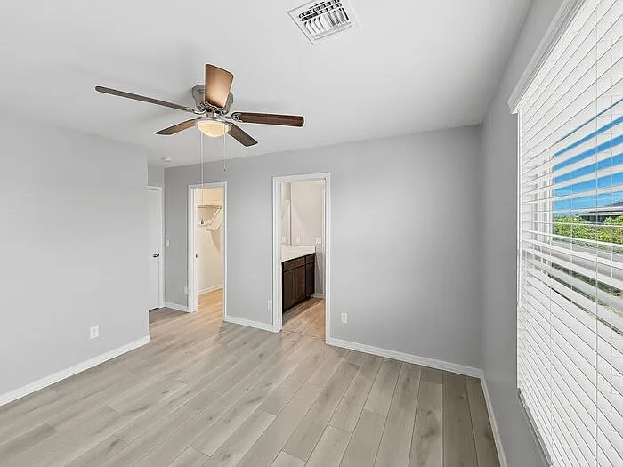 19575 W Annika Dr — Photo 39