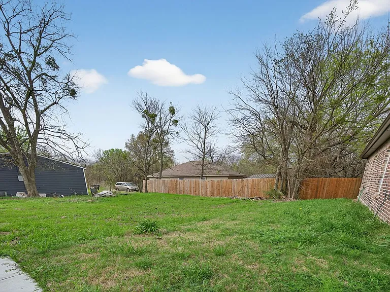 3206 Sayle St #B — Photo 18