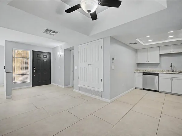 8271 N Oracle Rd APT 147, Tucson, AZ 85704