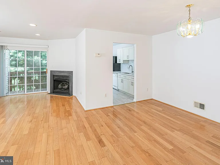 50 Grant Way — Photo 8