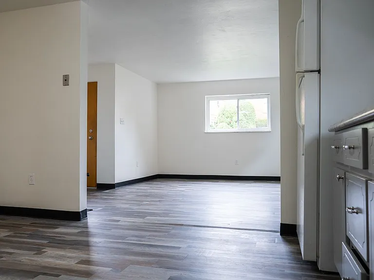 501-712 Farview Dr — Photo 5