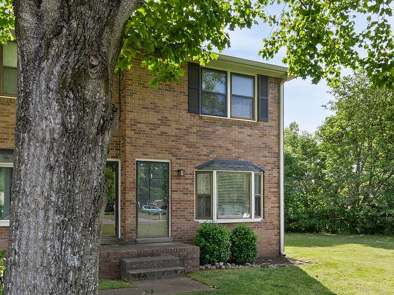 108 Meredith Pl #B — Photo 14