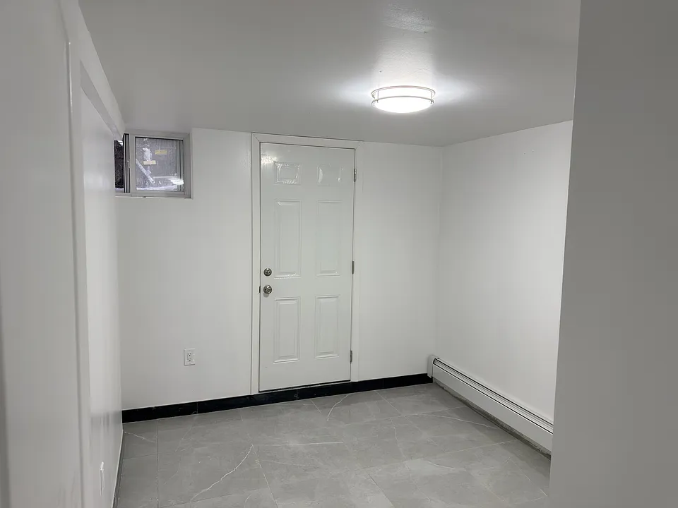 1762 W 13th St #BASEMENT