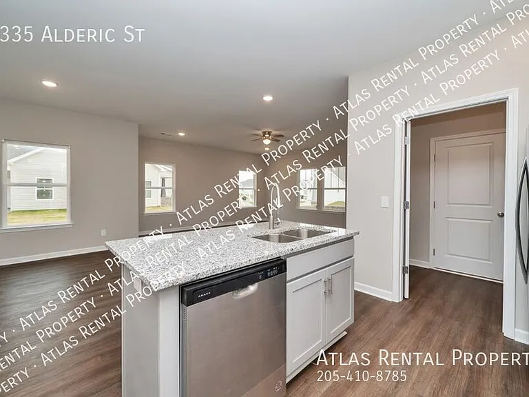 4335 Alderic St — Photo 16