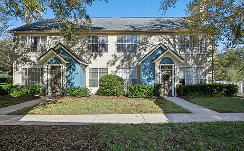 13700 Richmond Park Dr N Photo 1
