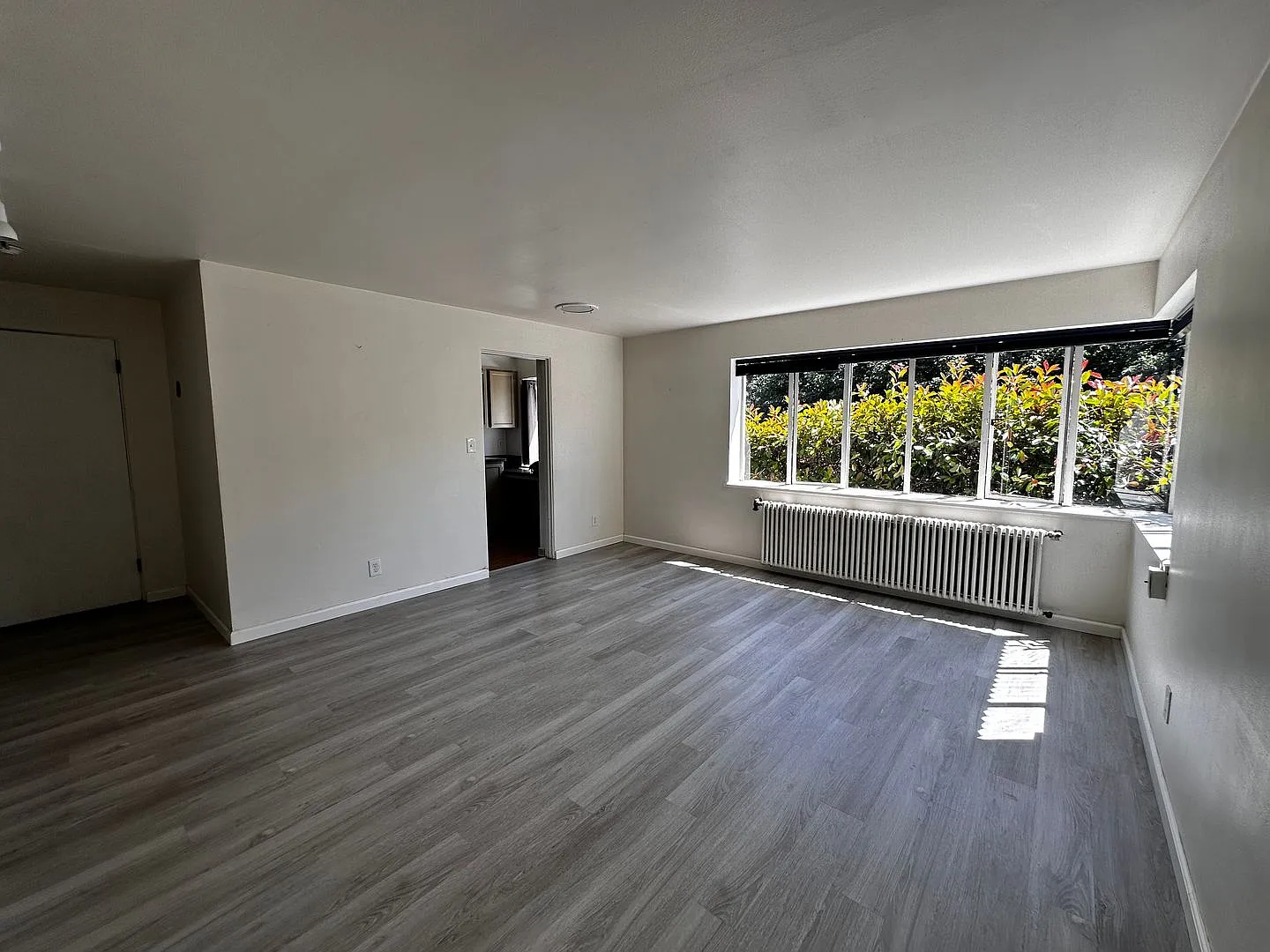 Cute and Cozy East Queen Anne Condo with 2 Bedrooms, 1 Bath and 1 Covered Parking Space — Photo 1