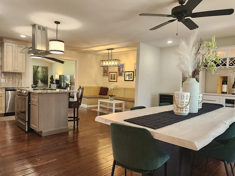 2302 Sherwood Dr — Photo 13