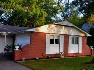 3126 SW Burlingame Rd, Topeka, KS 66611