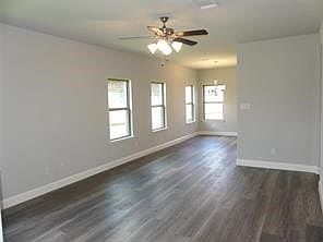 4th image of 605 Beechwood Dr