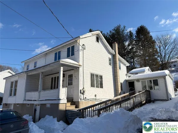 624 E Front St, Lansford, PA 18232