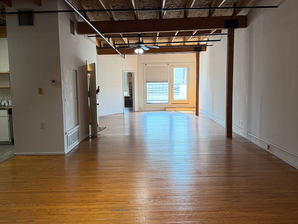 1st image of 1717 S Ervay St APT 202