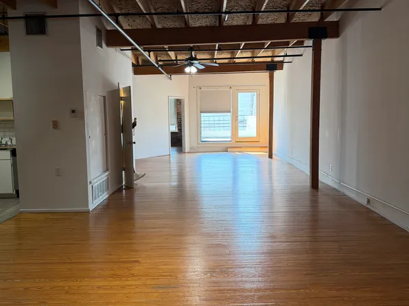 1717 S Ervay St APT 202, Dallas, TX 75215