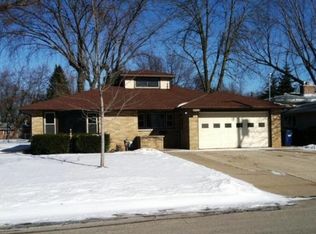 1415 Garland St, Green Bay, WI 54301