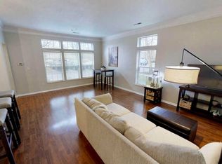 6020 Inishmore Ln, Dublin, OH 43017