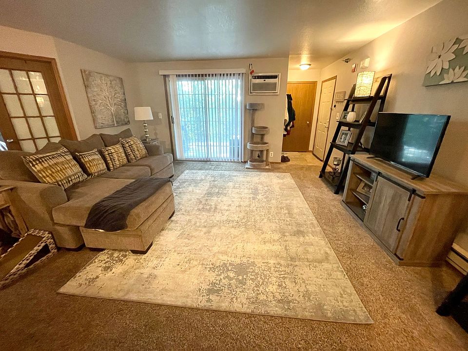 6400 W Layton Ave. 6400 W Layton Ave Greenfield WI Zillow