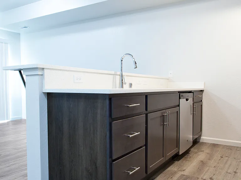 319 S Balfour Rd #319 — Photo 2
