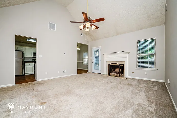 4 bed, 3.0 bath, 1830 sqft, $1,995 — Photo 4