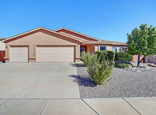 4917 Woodhaven Dr NE, Rio Rancho, NM 87144