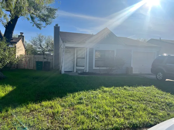 6022 Hidden Sunrise Dr, San Antonio, TX 78244