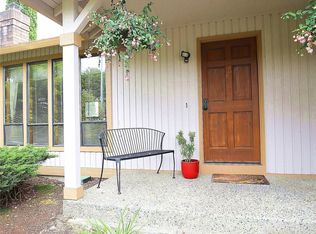 13611 SE 18th St, Bellevue, WA