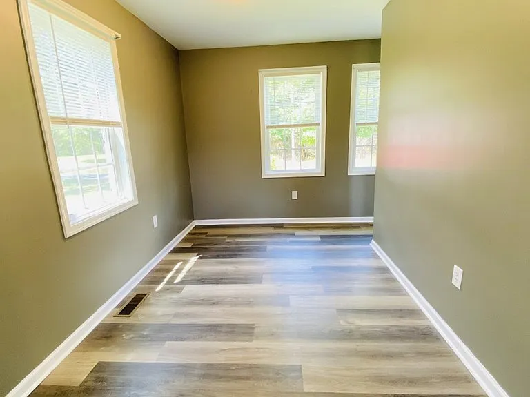 847 Skipwith Rd — Photo 24