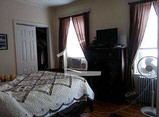 19 James St #1F, Brookline, MA 02446