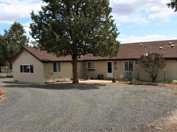 12717 SW That Way Ln, Culver, OR 97734