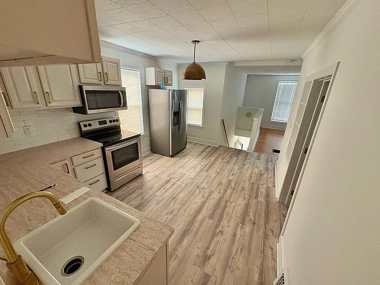 4709 Franklin Blvd #UP — Photo 3