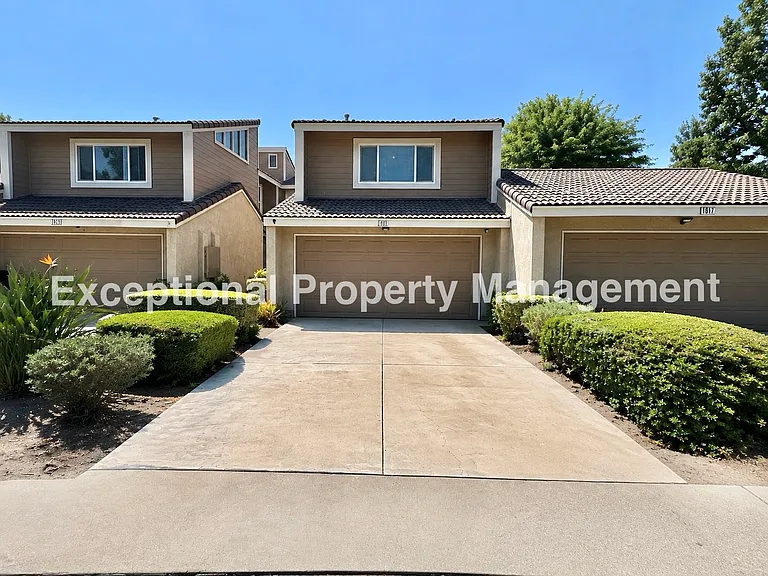 8419 Cedarwood Ln — Photo 1