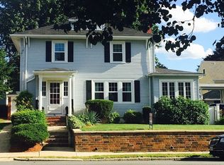 78 Sefton Dr, Cranston, RI 02905