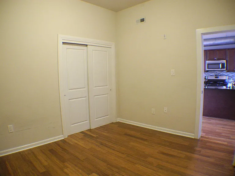 1509 W Girard Ave #10 — Photo 5