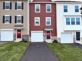 169 Homestead Dr, Hanover, PA 17331