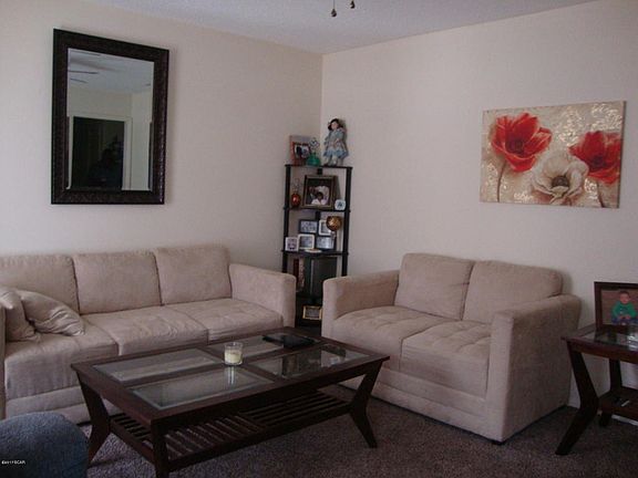 2nd image of 2324 Sweetgum Ln