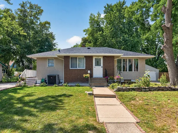 1587 Ruth St N, Saint Paul, MN 55119